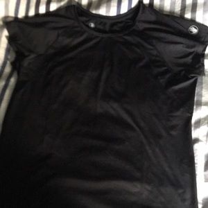 Body Glove shirt sleeve t-shirt